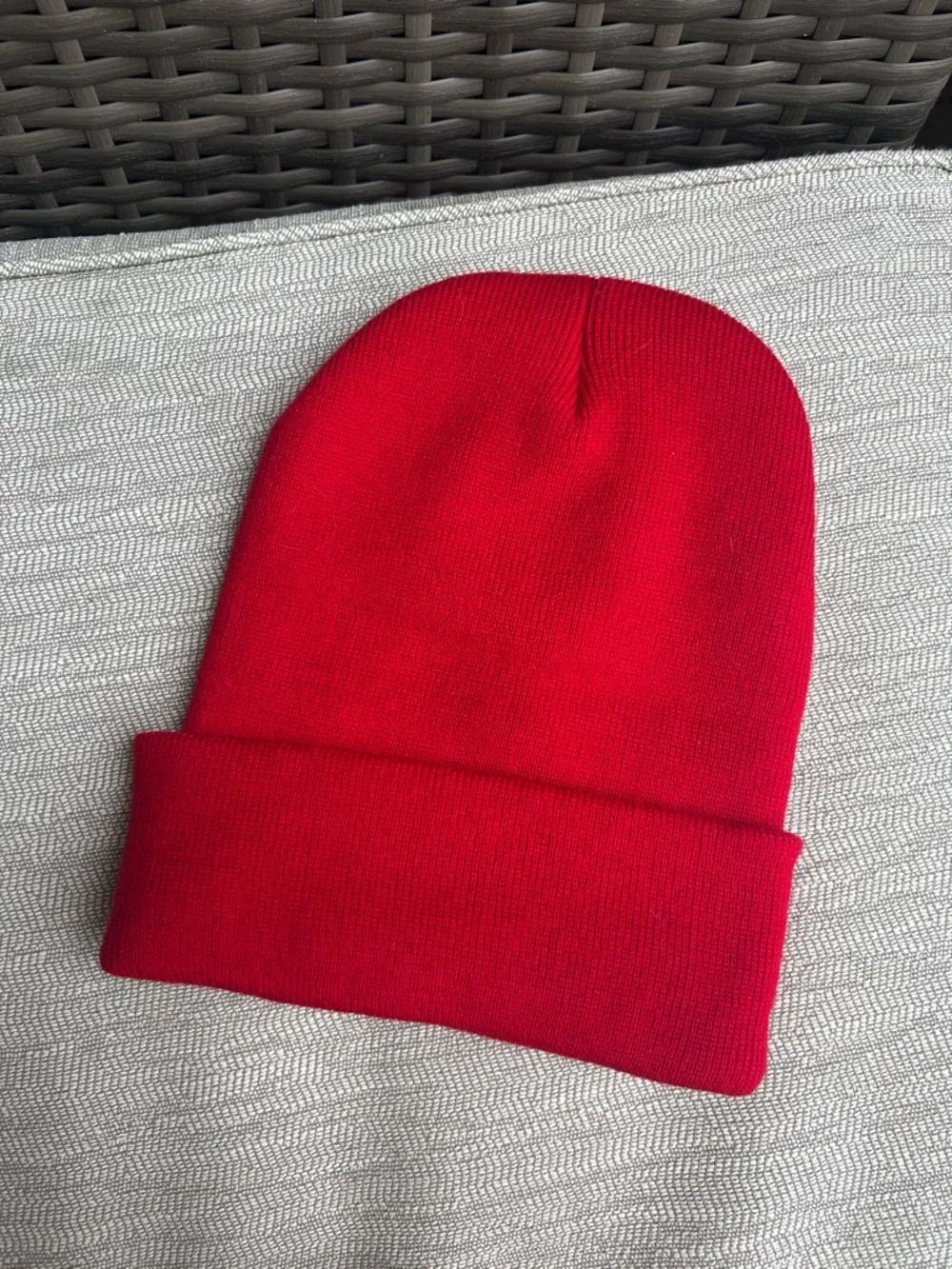 “Go Taylor’s Boyfriend” Taylor Swift Travis Kelce Chiefs cuffed red beanie hat